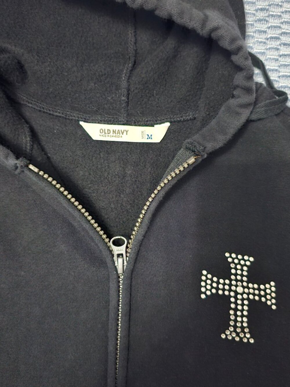 Old Navy Black Women's Full Zip Hoodie w/ Rhinestones Sweatshirt - Size Medium - Picture 4 of 7